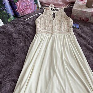 Morgan & Co. Occasion Sleeveless Ivory Lace Sequins Dress NWT